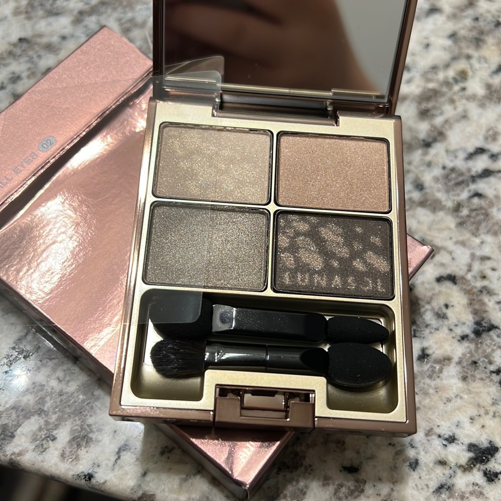 Lunasol EyeShaodw Limited Edition